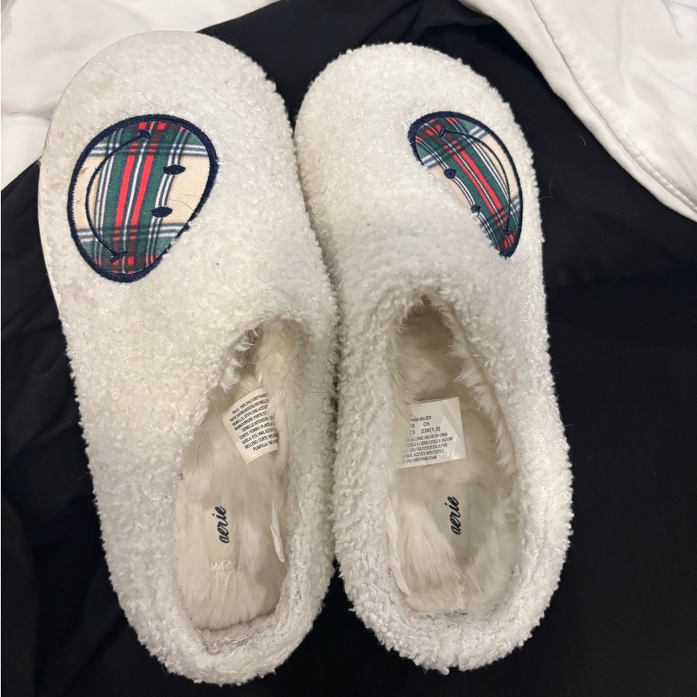 Aerie slippers